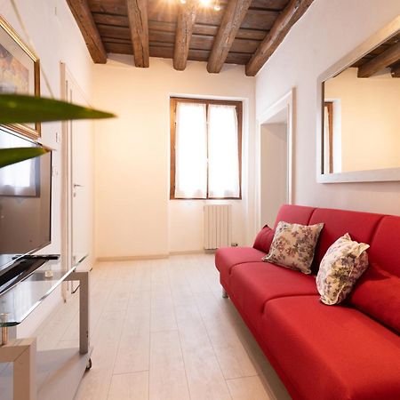 Anticavalle Intero Appartamento Verona Bagian luar foto